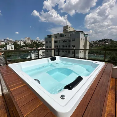 Spa ofuro para 4 pessoas
